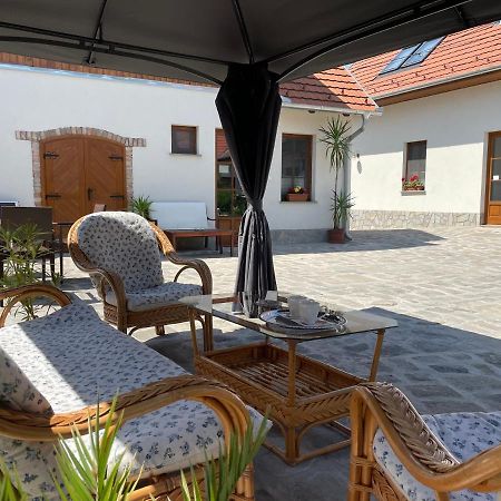 Kis-Duna Vendégház Dunabogdány Esterno foto